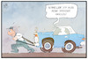 Cartoon: Daimler-Dividende (small) by Kostas Koufogiorgos tagged karikatur,koufogiorgos,illustration,cartoon,daimler,dividende,aktionaer,geld,ausschuettung,wirtschaft,autobauer,mercedes,kurzarbeit,arbeiter,reichtum