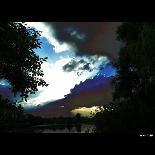 Cartoon: MH - The German Clouds III (medium) by MoArt Rotterdam tagged tree,bomen,wolken,lucht,sky,kijkomhoog,lookingup,herzogenrath,germanclouds,duitsewolken,lake,lakeside,meer