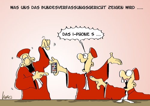 Cartoon: Bundesverfassungs-Phone (medium) by Marcus Gottfried tagged bundesverfassungsgericht,karlsruhe,klage,gericht,europa,finanzkrise,richter,urteil,telefon,apple,iphone5,freude,begeisterung,esm,rettungsfond,warten,bundesverfassungsgericht,karlsruhe,klage,gericht,europa,finanzkrise,richter,urteil,telefon,apple,iphone5,freude,begeisterung,esm,rettungsfond