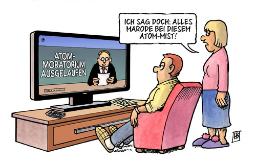 Cartoon: Atom-Moratorium ausgelaufen (medium) by Harm Bengen tagged atom,moratorium,atomkraft,kernkraft,akw,kernkraftwerk,bundesregierung,protest,widerstand,endlager,asse,ausgelaufen,marode,tv,atom,moratorium,atomkraft,akw,kernkraftwerk,bundesregierung,widerstand,endlager,ausgelaufen,asse,protest,marode