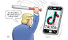 Cartoon: Trump und TikTok (small) by Harm Bengen tagged trump,wahlkampf,leere,ränge,tiktok,app,smartphone,baseballschläger,usa,verbot,harm,bengen,cartoon,karikatur