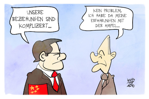 Cartoon: Deutschland-China (medium) by Kostas Koufogiorgos tagged karikatur,koufogiorgos,china,deutschland,ampel,beziehung,karikatur,koufogiorgos,china,deutschland,ampel,beziehung