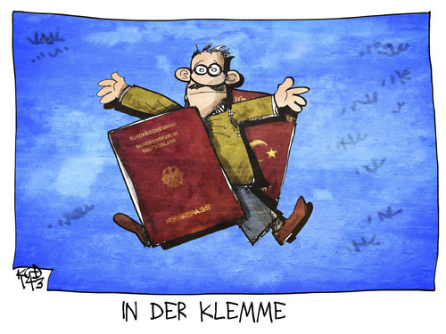 Cartoon: Doppelpass (medium) by Kostas Koufogiorgos tagged karikatur,illustration,cartoon,koufogiorgos,doppelpass,staatsbürgerschaft,reisepass,integration,einwanderung,klemme,einwanderer,ausländer,politik,karikatur,illustration,cartoon,koufogiorgos,doppelpass,staatsbürgerschaft,reisepass,integration,einwanderung,klemme,einwanderer,ausländer,politik