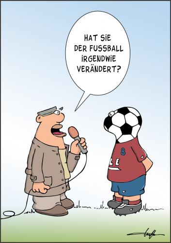 Cartoon: Nichts als Fußball im Kopf. (medium) by luftzone tagged cartoon,man,fußball,football,soccer,reporter,rasen,kopf,fußball,sportler,reporter,journalist,interview,presse,medien,mutation,leidenschaft,kopf,metamorphose,fanatismus